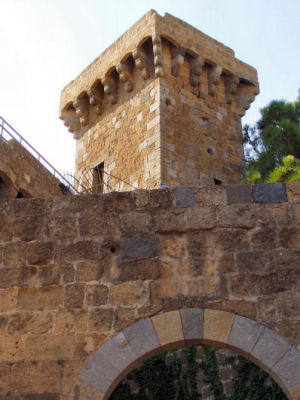 Rocca Monaldeschi della Cervara
