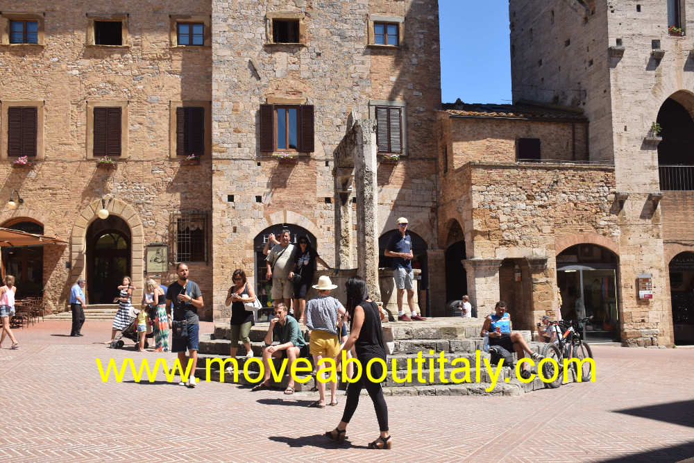 Piazza della Cisterna