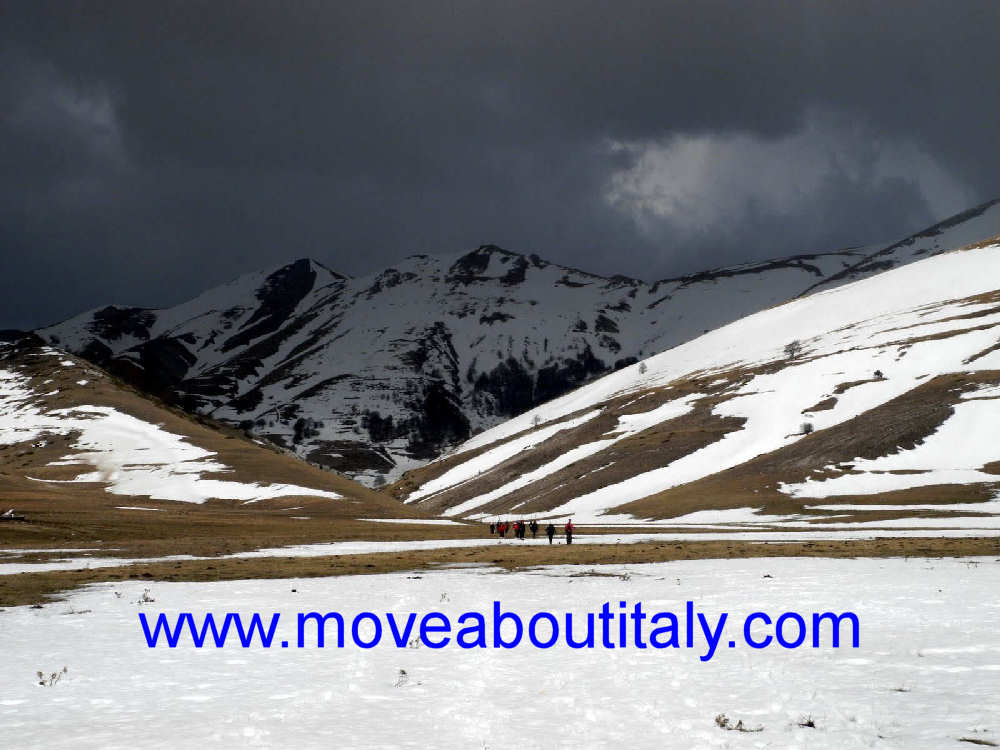 Monte Porche, Palazzo Borghese e Monte Argentella