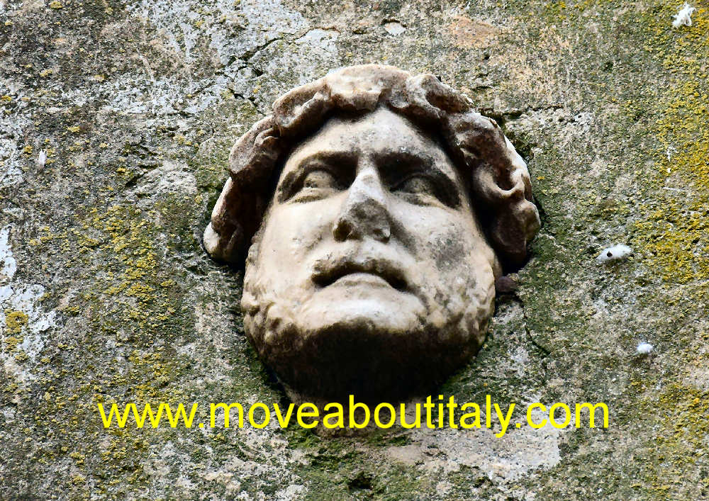 Faccia dell'Imperatore Adriano