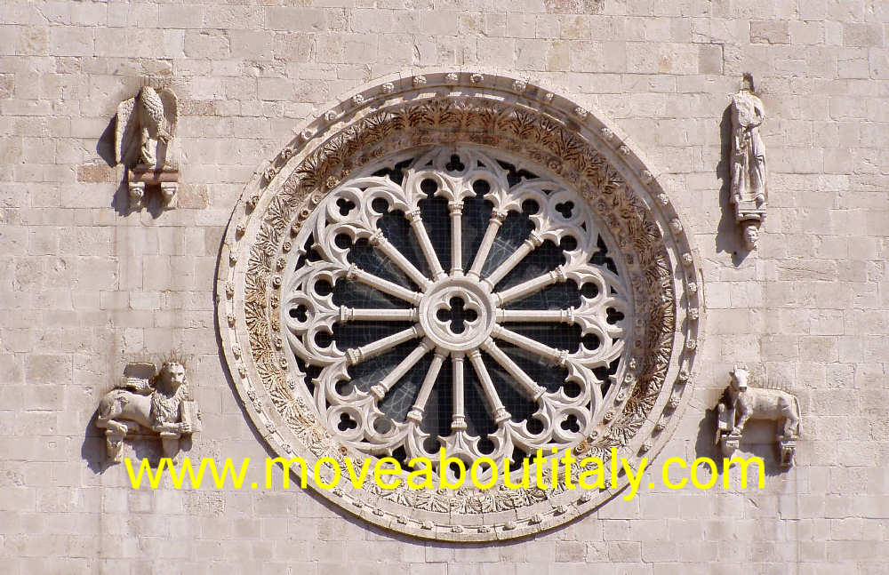 Rosone della Basilica di San Benedetto